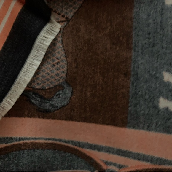 Reversible New Cashmere Western Horse Scarf Shawl Pashmina Blanket Wrap wFringe - Picture 6 of 6